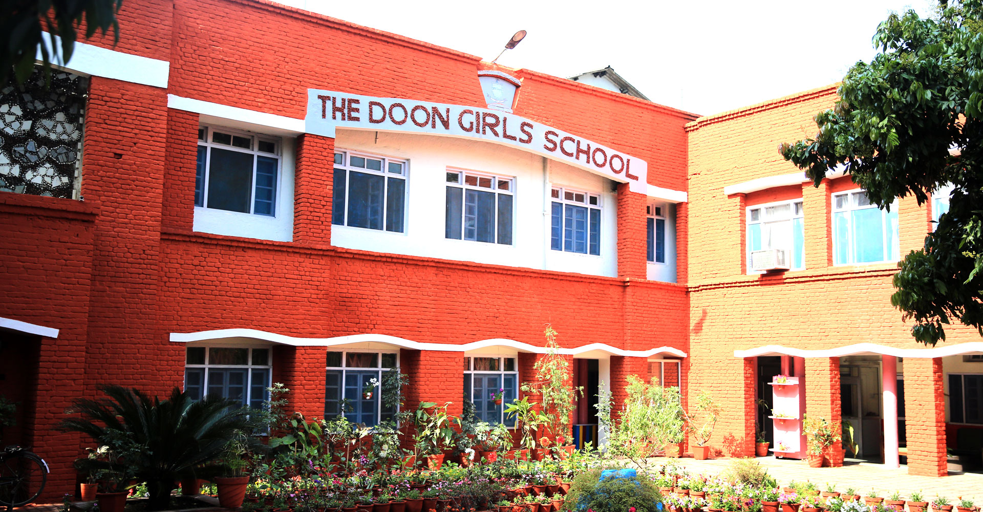 THE DOON GIRLS' SCHOOL DEHRADUN, : among the top 10 girls boarding schools in Uttarakhand 